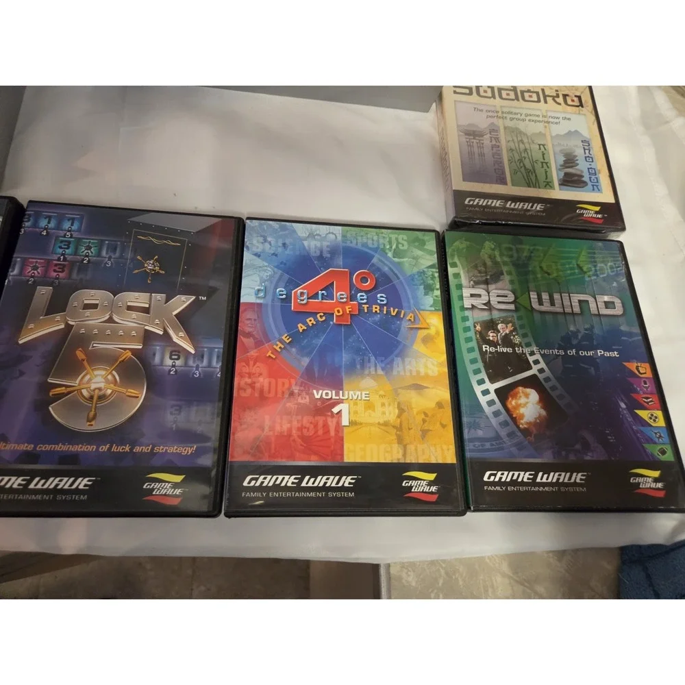 Game Wave Family Entertainment System with 6 Games and 4/6 Controllers Tested